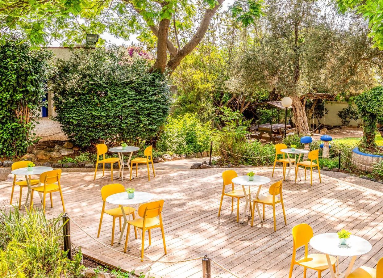 Travel Hotel Gesher Haziv Exterior photo