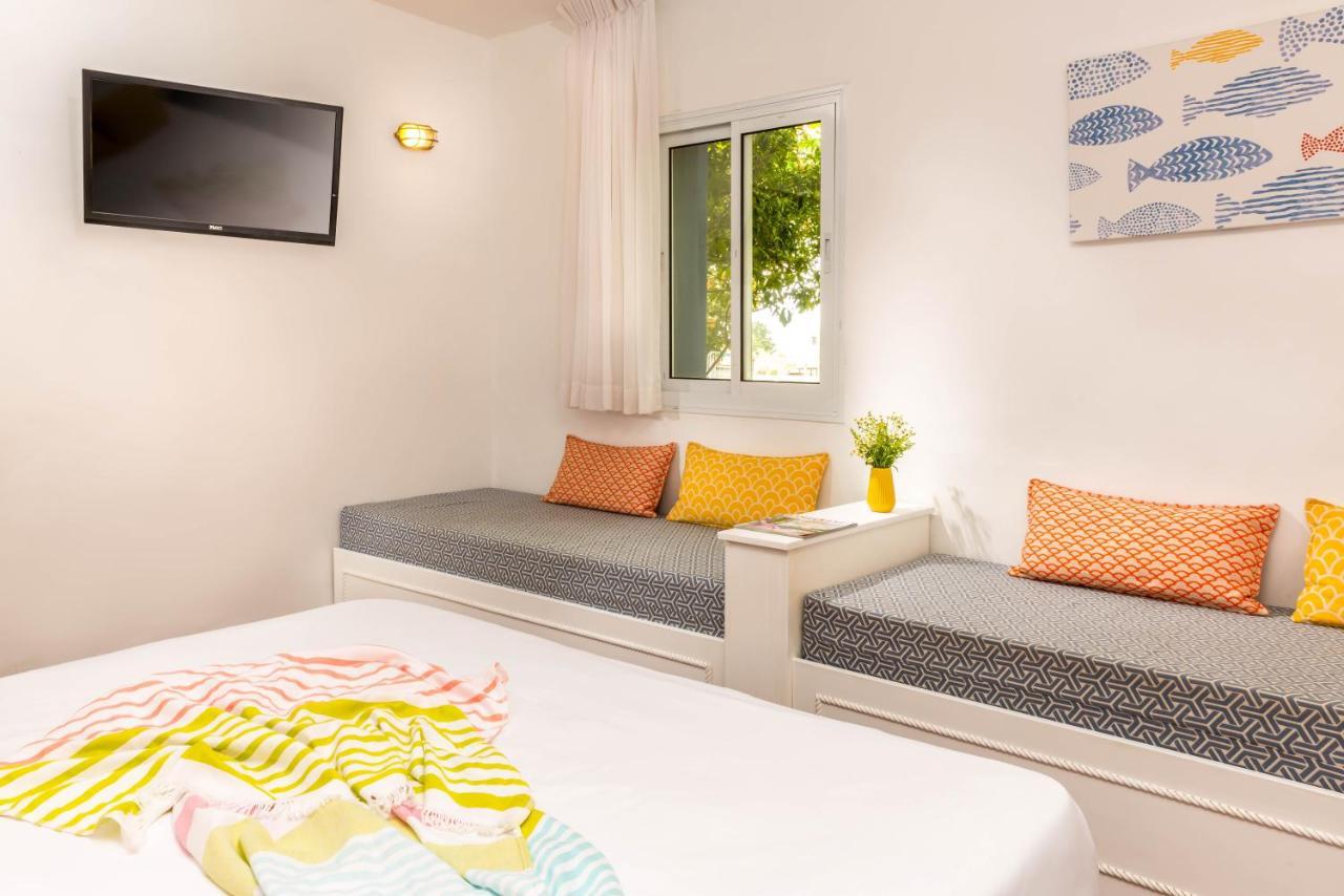 Travel Hotel Gesher Haziv Exterior photo